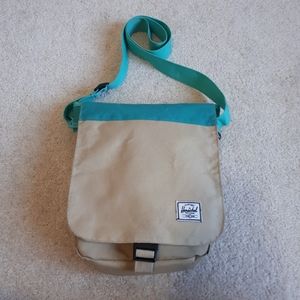 COPY - HERSCHEL / Women's Canvas Lane Messenger Shoulder Crossbody Bag - Tan St…